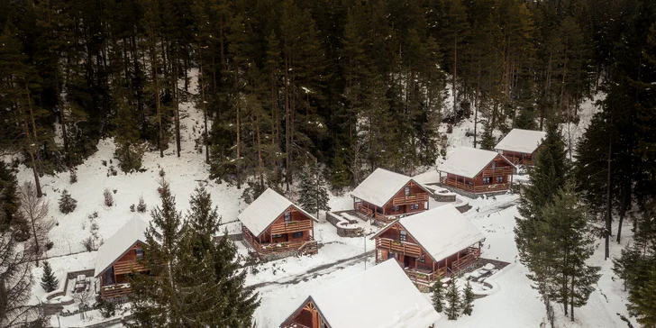 Lopušná Dolina pod Tatrami: pobyt v pokojích nebo chatce s wellness a možností stravování