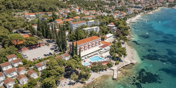 Pobyt na poloostrově Pelješac: u pláže, s bazény a se snídaní nebo polopenzí