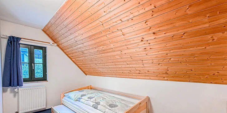 Chaty v Čisté v Krkonoších až pro 8 osob: sjezdovky, výlety a v létě bazén