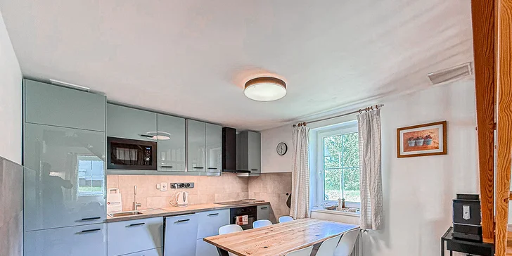 Chaty v Čisté v Krkonoších až pro 8 osob: sjezdovky, výlety a v létě bazén