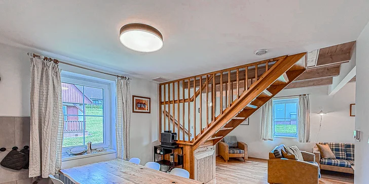 Chaty v Čisté v Krkonoších až pro 8 osob: sjezdovky, výlety a v létě bazén