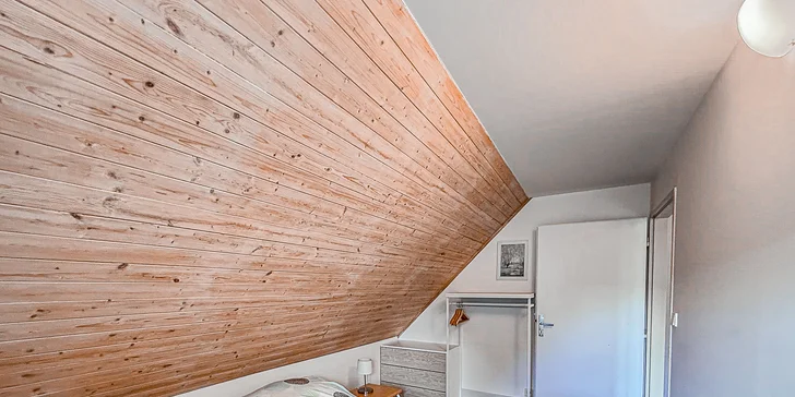 Chaty v Čisté v Krkonoších až pro 8 osob: sjezdovky, výlety a v létě bazén