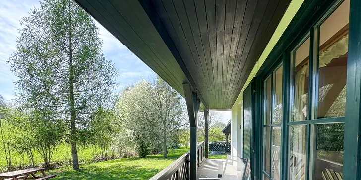 Chaty v Čisté v Krkonoších až pro 8 osob: sjezdovky, výlety a v létě bazén