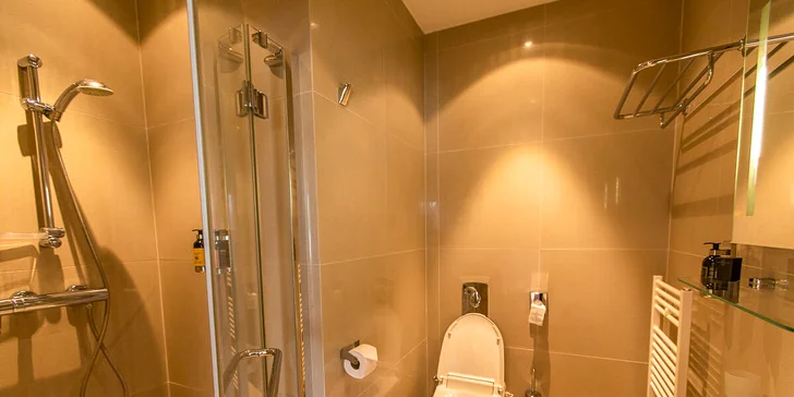 Romantika v Žilině se sektem, polopenzí a neomezeným vstupem do wellness pro dva