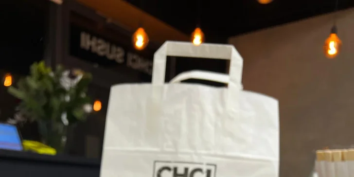 Sushi s sebou: otevřený voucher do bistra v Polabinách na 300, 500 nebo 1000 Kč