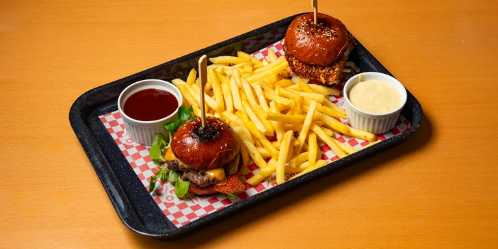 Dejte si do nosu: poctivý hovězí burger s hranolky pro jednoho či pro dva