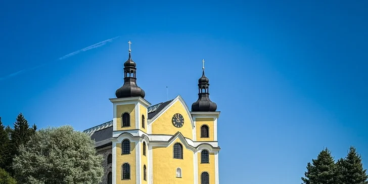 Motokeška: motorkářská hra plná výzev a hodnotných cen, trasy o délce až 250 km