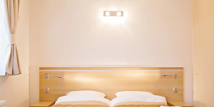 Dovolená v lázeňském městě Jelení Hora: snídaně i vstup do bazénu a sauny