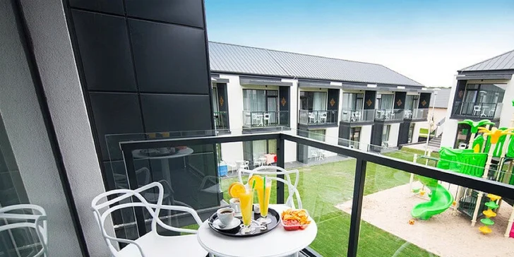 Domky či apartmány u Baltu s wellness i animací nedaleko Sloviňského národního parku