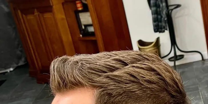 Pánské holičství: úprava vousů, holení i střih vlasů, 30 až 60 minut