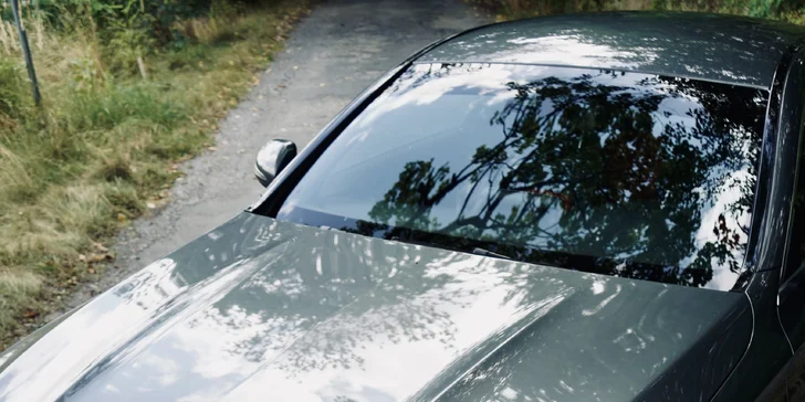 Vstříc rychlosti: pronájem vozu Mercedes Benz C63 AMG na 5–24 hodin i 3 dny