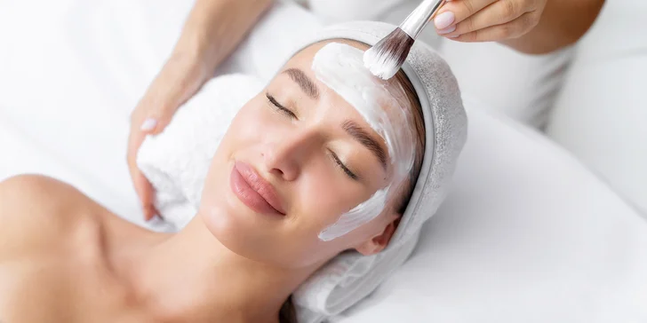 Zářivá pleť: základní, hloubkové i hydratační kosmetické ošetření obličeje