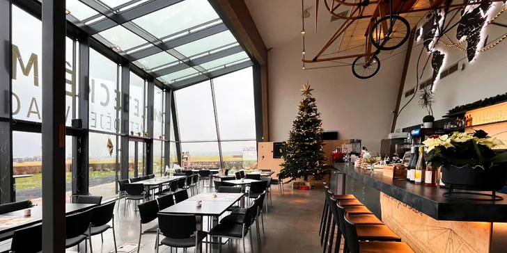 Vouchery až na 500 Kč na vše v kavárně Hangár café v Mladé Boleslavi