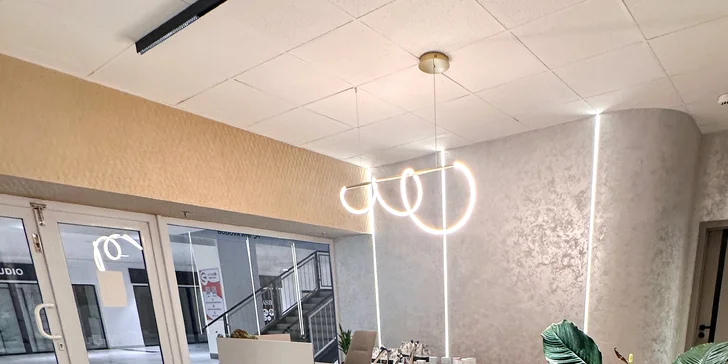 Péče o pleť: hydratační, anti-age i komplexní ošetření, karboxyterapie či mikrojehličkování, 60–105 min.