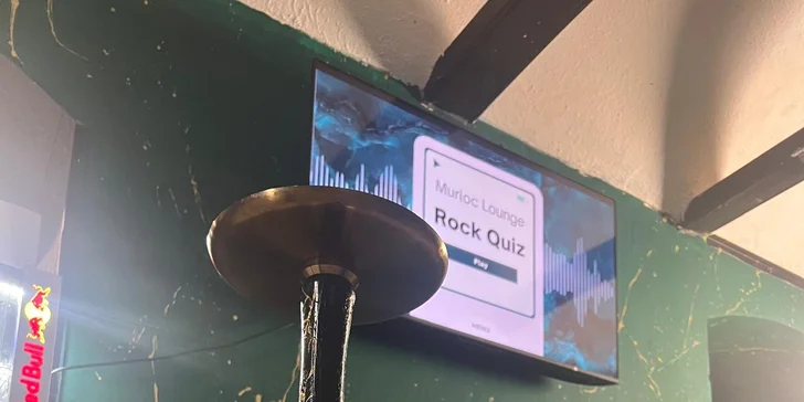 Vodní dýmka a k ní otevřený voucher na drinky v hodnotě 250–900 Kč