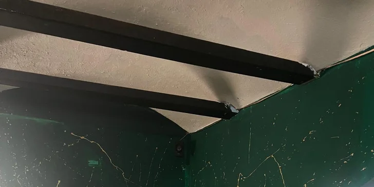 Vodní dýmka a k ní otevřený voucher na drinky v hodnotě 250–900 Kč