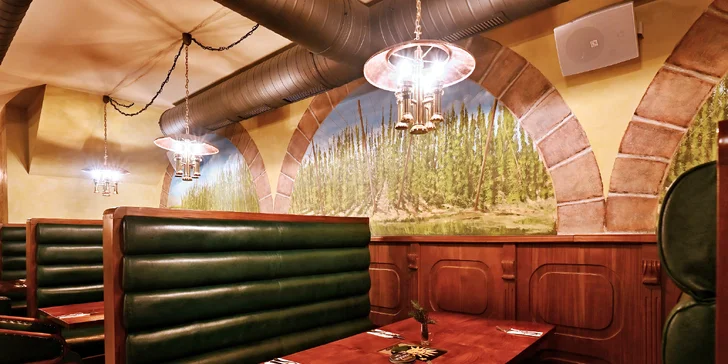 České all you can eat a pivo s folklórní hudbou: předkrmy, svíčková i kachna