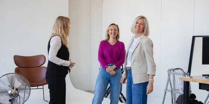 Zábavné skupinové fotoworkshopy: naučte se uvolnit před foťákem a získejte krásné snímky