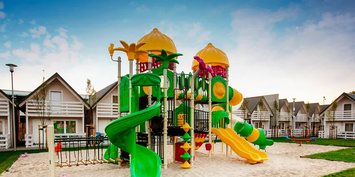 Domky či apartmány u Baltu s wellness i animací nedaleko Sloviňského národního parku