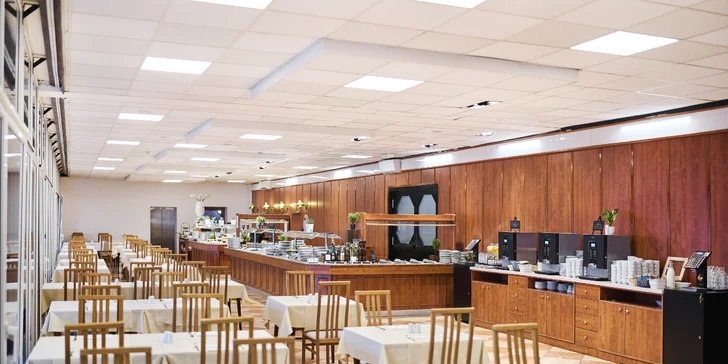 Crikvenica: pobyt ve 4* hotelu se stravou, přímo u pláže