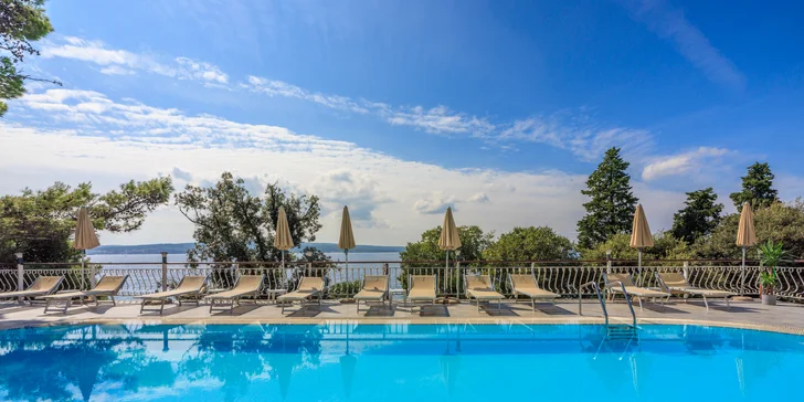 Crikvenica: pobyt ve 4* hotelu se stravou, přímo u pláže