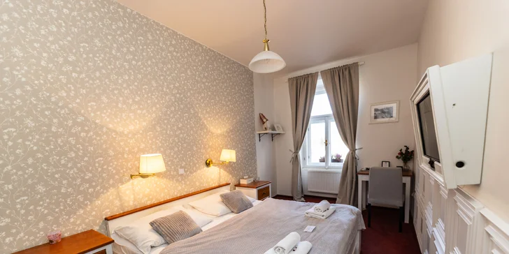 Pobyt v srdci Českého ráje: hotel se snídaní i polopenzí s degustační večeří