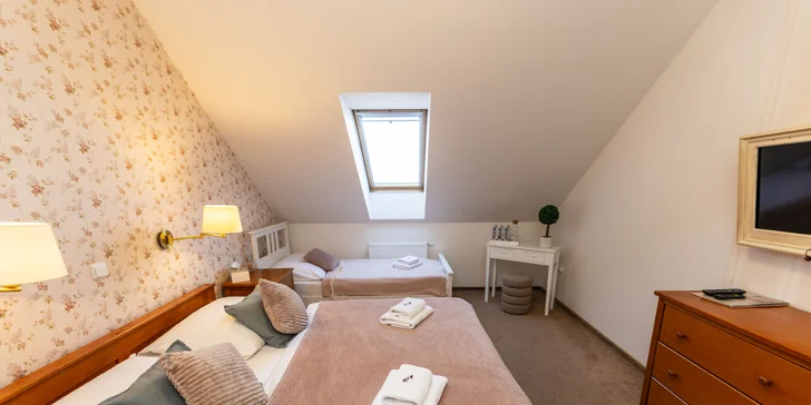 Pobyt v srdci Českého ráje: hotel se snídaní i polopenzí s degustační večeří