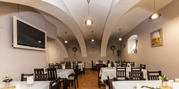 Pobyt v srdci Českého ráje: hotel se snídaní i polopenzí s degustační večeří