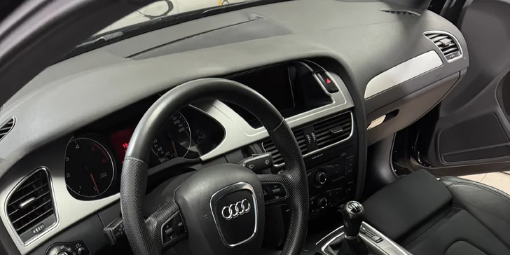 Čištění exteriéru a interiéru i vč. tepování: všechny velikosti aut