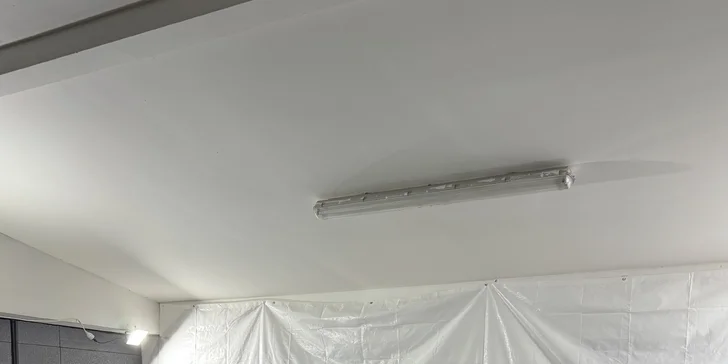 Čištění exteriéru a interiéru i vč. tepování: všechny velikosti aut