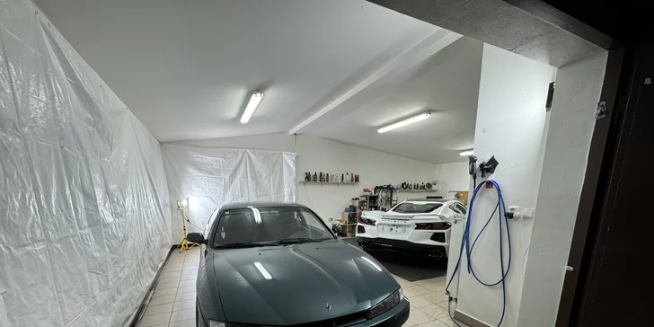 Čištění exteriéru a interiéru i vč. tepování: všechny velikosti aut