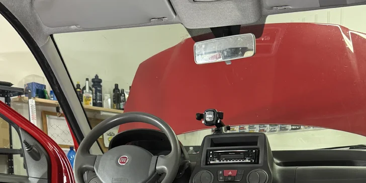 Čištění exteriéru a interiéru i vč. tepování: všechny velikosti aut