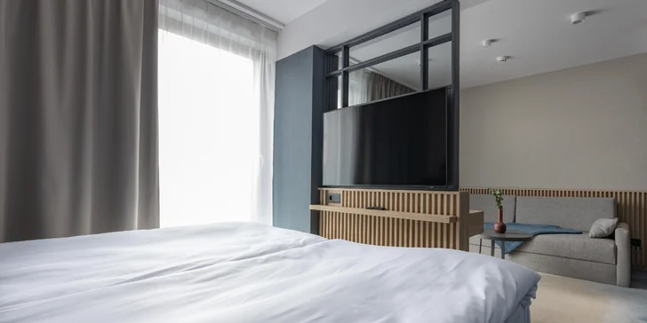 Pobyt v moderním hotelu v Sopotech: snídaně, památky a na pláž 2 km