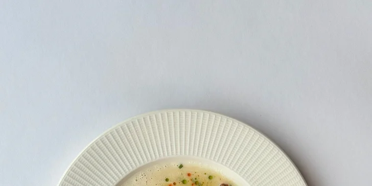 Pobyt ve Vinařství U Kapličky: jídlo, wellness, fitness, ochutnávka vín ve sklípku