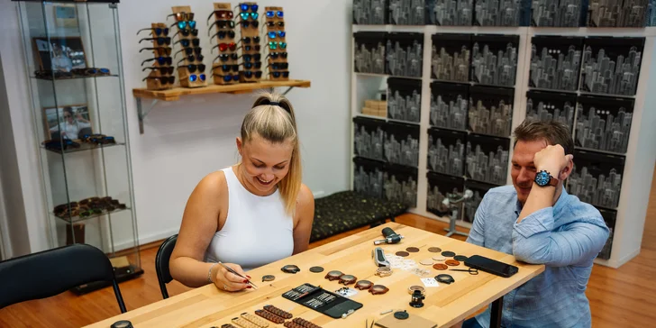 Workshop výroby hodinek TimeWood pro 1 nebo 2 osoby v Praze či Ostravě