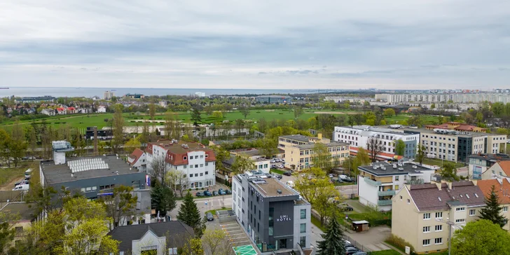 Pobyt v moderním hotelu v Sopotech: snídaně, památky a na pláž 2 km