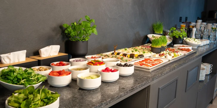 Pobyt v moderním hotelu v Sopotech: snídaně, památky a na pláž 2 km