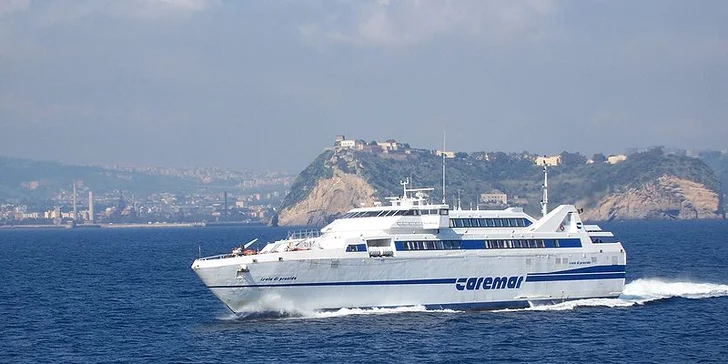 Exklusivní letecký eurovíkend v italské Neapoli. Březnový termín