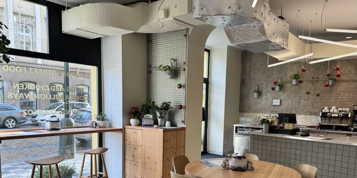 Brunch podle výběru nebo vejce Benedikt s kávou pro 1 nebo 2 osoby