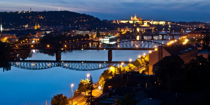 2hodinová procházka s průvodcem: Vyšehradem jinak, 27. prosince 2025 od 17 hodin