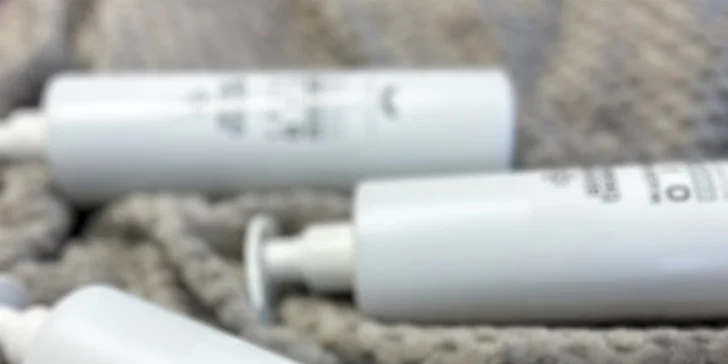 Rozmazlete svou pokožku: kosmetické ošetření pro všechny typy pleti vč. masáže, 90 minut