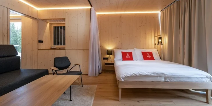 Dovolená v unikátních Björnson Tree Houses s novým venkovním wellness, 2 děti do 9,9 let zdarma