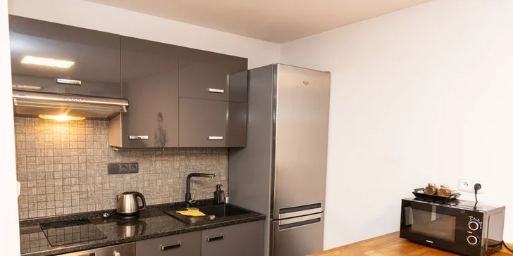 Pohoda a relax v Praze: moderní apartmány u Velké Chuchle, snídaně, wellness