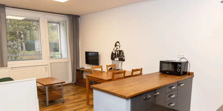 Pohoda a relax v Praze: moderní apartmány u Velké Chuchle, snídaně, wellness