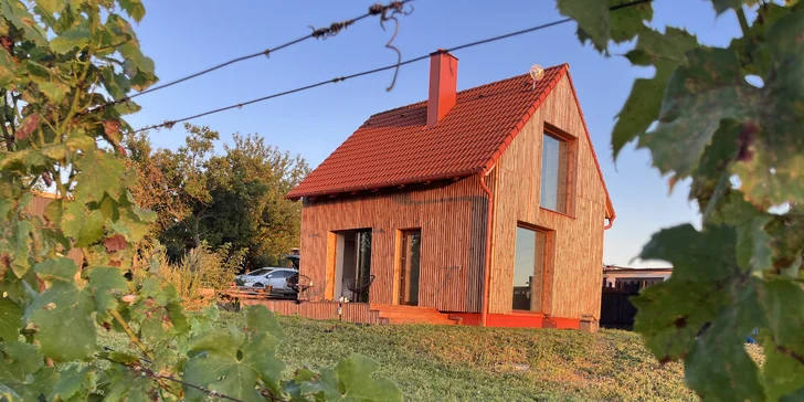 Moravské Toskánsko: domek s terasou mezi vinicemi, krásné výhledy i víno k dispozici