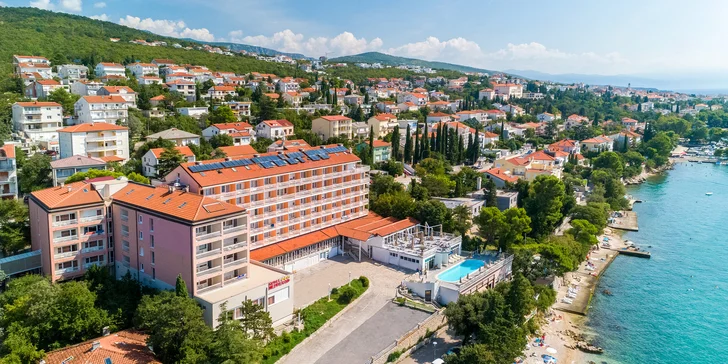 Crikvenica: pobyt ve 4* hotelu se stravou, přímo u pláže