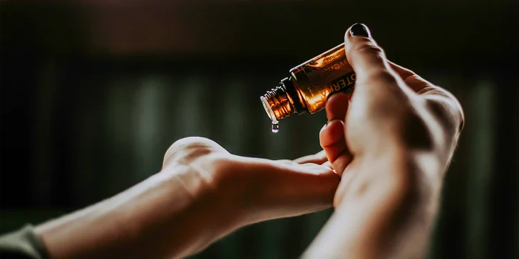 30-90 minut relaxu i permanentka na 5 či 10 masáží: hloubková i relaxační