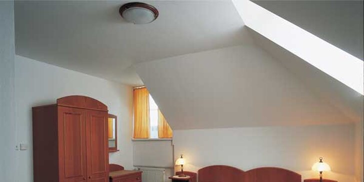 Ubytování s polopenzí v Zámeckém hotelu v Adršpachu
