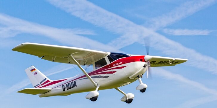 Pilotování ultralehkého sportovního letadla Legend