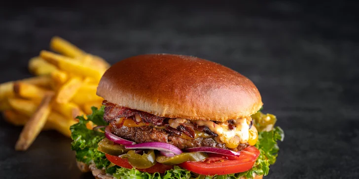 Turbo pizza: 1/4 pizzy podle výběru nebo voucher na 300 Kč na cokoliv